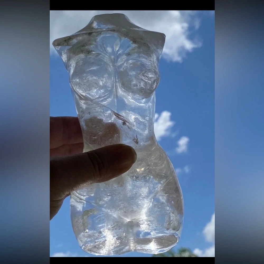 3LB Quartz Goddess - Picture 5 of 11